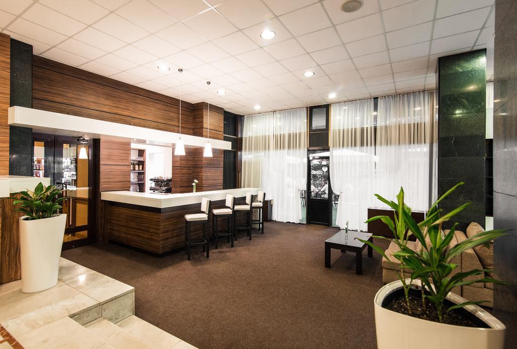 Codru Hotel Кишинів Екстер'єр фото