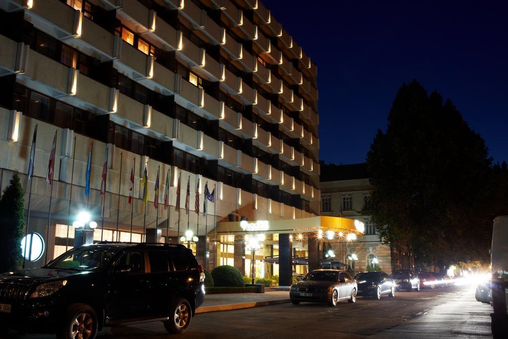 Codru Hotel Кишинів Екстер'єр фото
