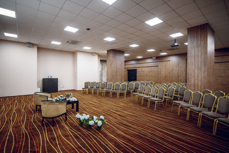 Codru Hotel Кишинів Екстер'єр фото