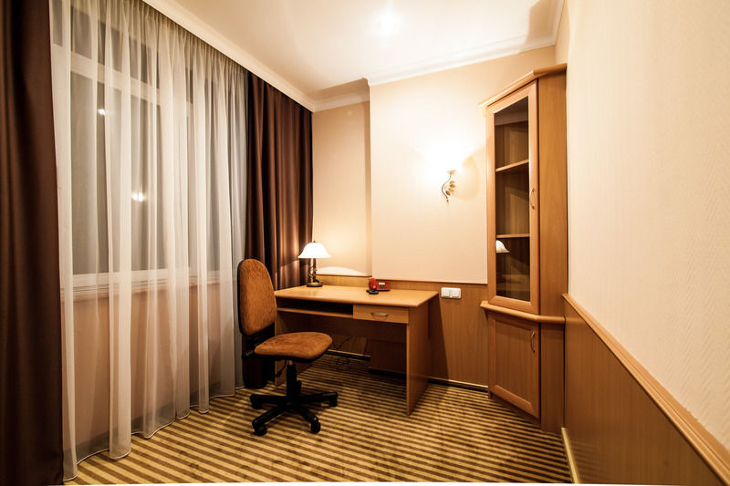Codru Hotel Кишинів Екстер'єр фото