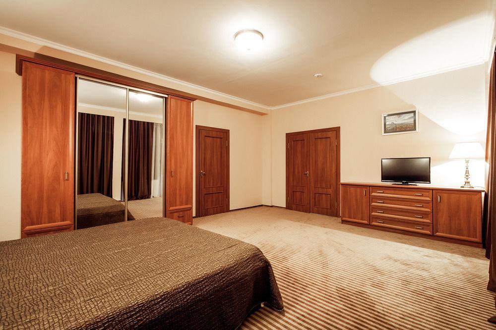 Codru Hotel Кишинів Екстер'єр фото
