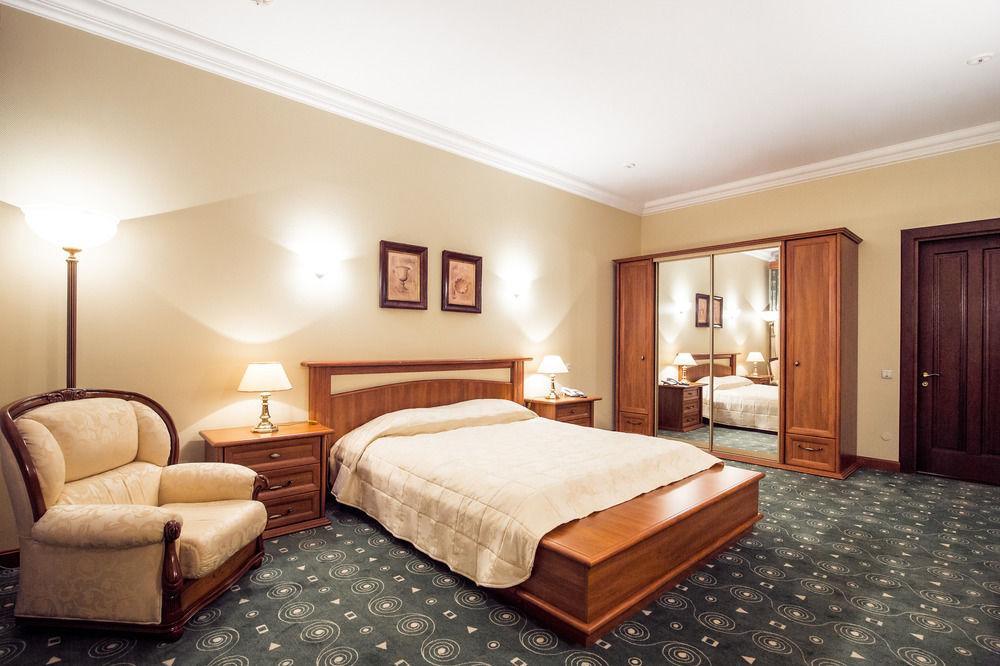 Codru Hotel Кишинів Екстер'єр фото
