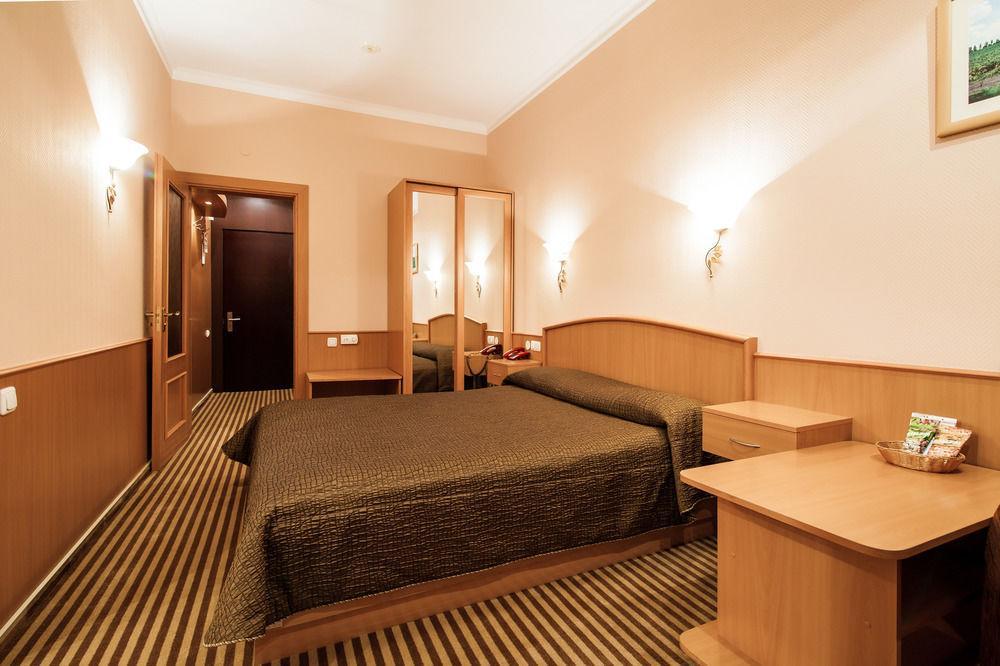 Codru Hotel Кишинів Екстер'єр фото