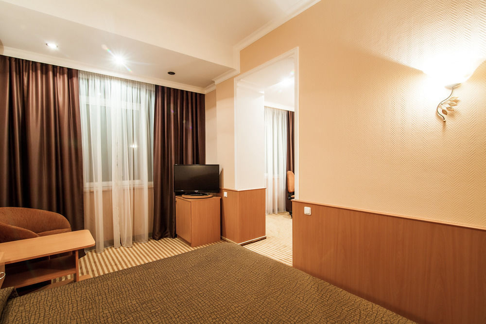 Codru Hotel Кишинів Екстер'єр фото